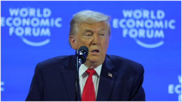 Trump steps back from Greenland tariff threats