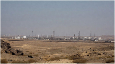 Iran warns oil blockade will continue untill attack end