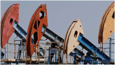 Oil retreats as Iran signals openness in talks with Trump