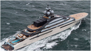 Russian superyacht passes through blockaded Strait of Hormuz