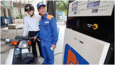 Vietnam to remove fuel tariffs as Iran war disrupts oil supply