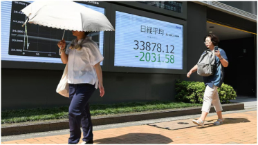 Asian stocks edge up; dollar at mercy of US trade whims