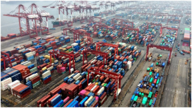 China exports jump 21.8% in early 2026 as trade surplus hits record