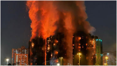 Hong Kong high-rise inferno kills 44, hundreds still missing