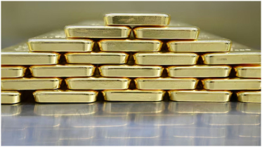 Gold slips as investors take profits ahead of key Fed signals