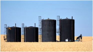 Oil drops as Russia resumes exports from Novorossiysk port