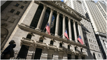 US stocks climb on easing tariff worries, lower bond yields