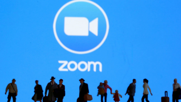 Zoom orders workers back to the office