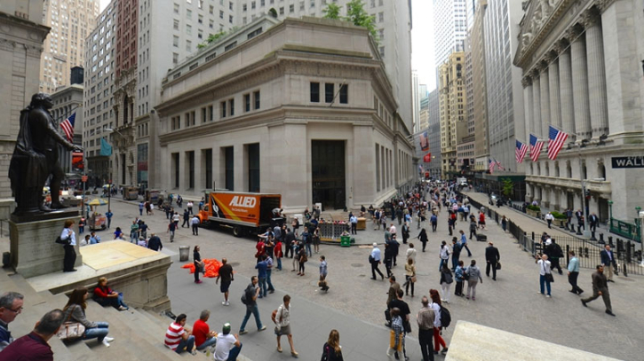 US economic activity continues to expand, prices rise modestly US economic activity continues to expand, prices rise modestly