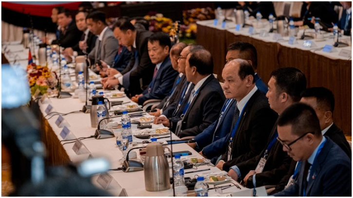 Cambodia and Thailand sign peace deal to end border conflict Cambodia and Thailand sign peace deal to end border conflict