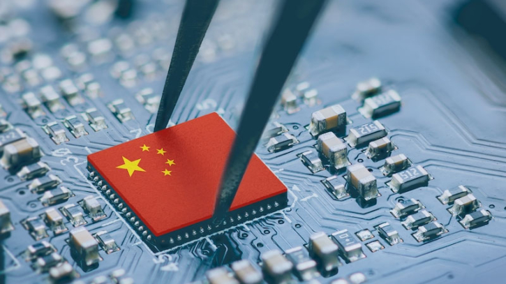 US hits Chinese chip industry with new export controls US hits Chinese chip industry with new export controls