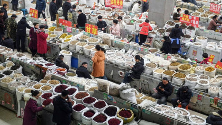 China consumer prices rise last month for 1st time since August