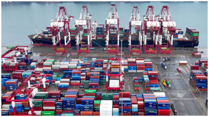 China's export growth slows in August amid trade tensions with US China's export growth slows in August amid trade tensions with US