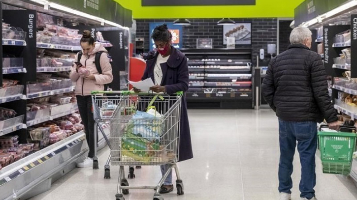 US consumer inflation rises on gasoline prices US consumer inflation rises on gasoline prices