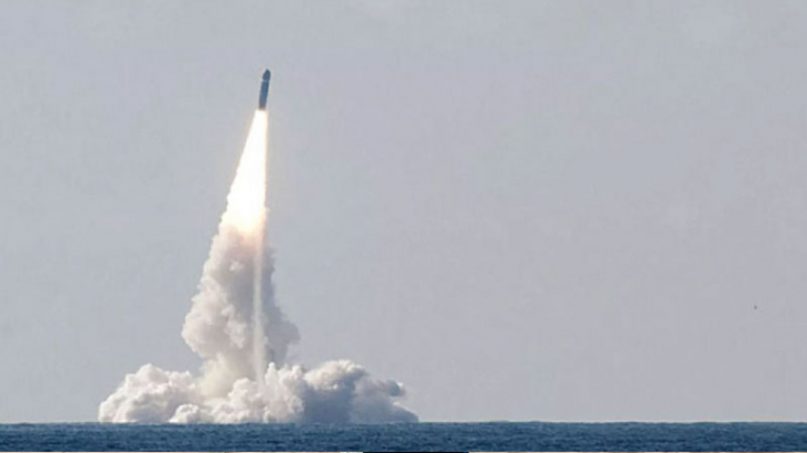 France announces successful test launch of strategic ballistic missile