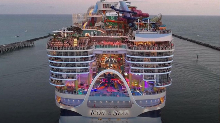 World's largest cruise ship sets sail from Miami