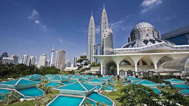 Malaysia's tourism recovery flops as Thailand, Indonesia cash in Malaysia's tourism recovery flops as Thailand, Indonesia cash in