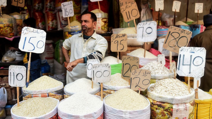 Pakistan's inflation likely to hit record high of 38%