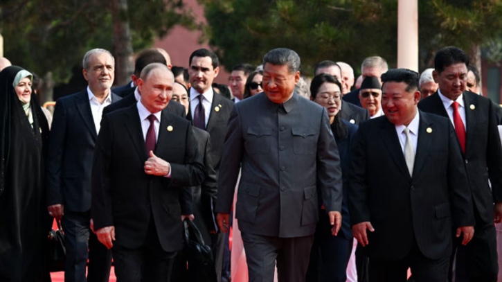 Xi showcases military power at Beijing parade with Putin and Kim by his side Xi showcases military power at Beijing parade with Putin and Kim by his side