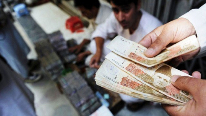 Pakistani rupee sinks to record low at 308 in open market