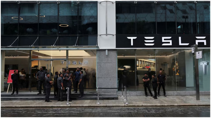 Tesla starts selling Model Y cars in India, starting at $69,770 Tesla starts selling Model Y cars in India, starting at $69,770