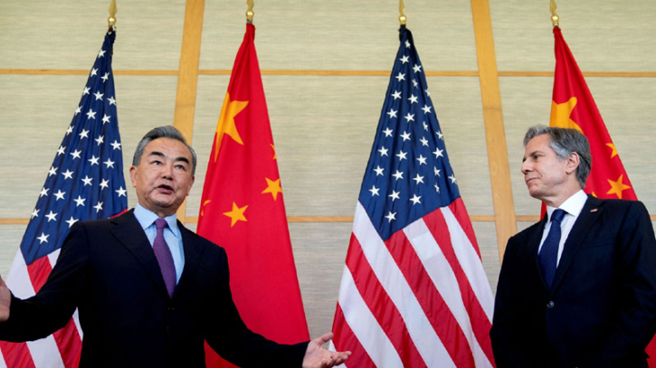 Blinken meets China's top diplomat; warns against helping Russia